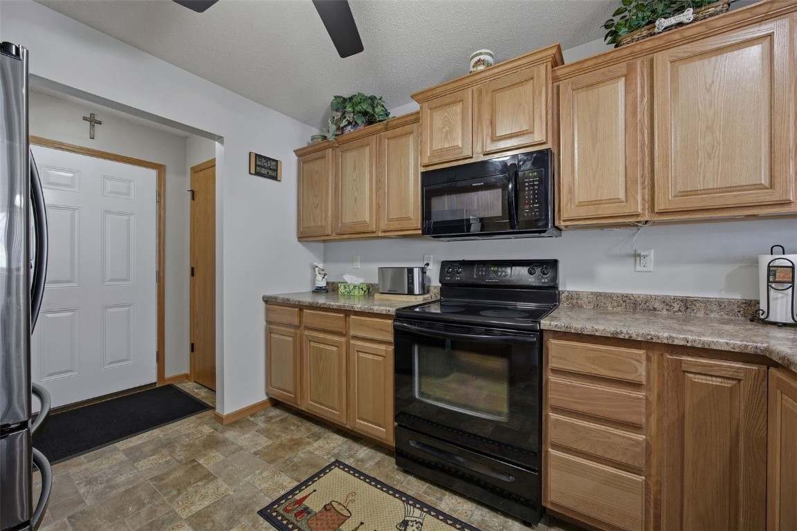 3555 Stoney Point Road Cedar Rapids IA 52404