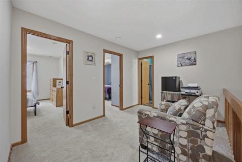 3555 Stoney Point Road Cedar Rapids IA 52404