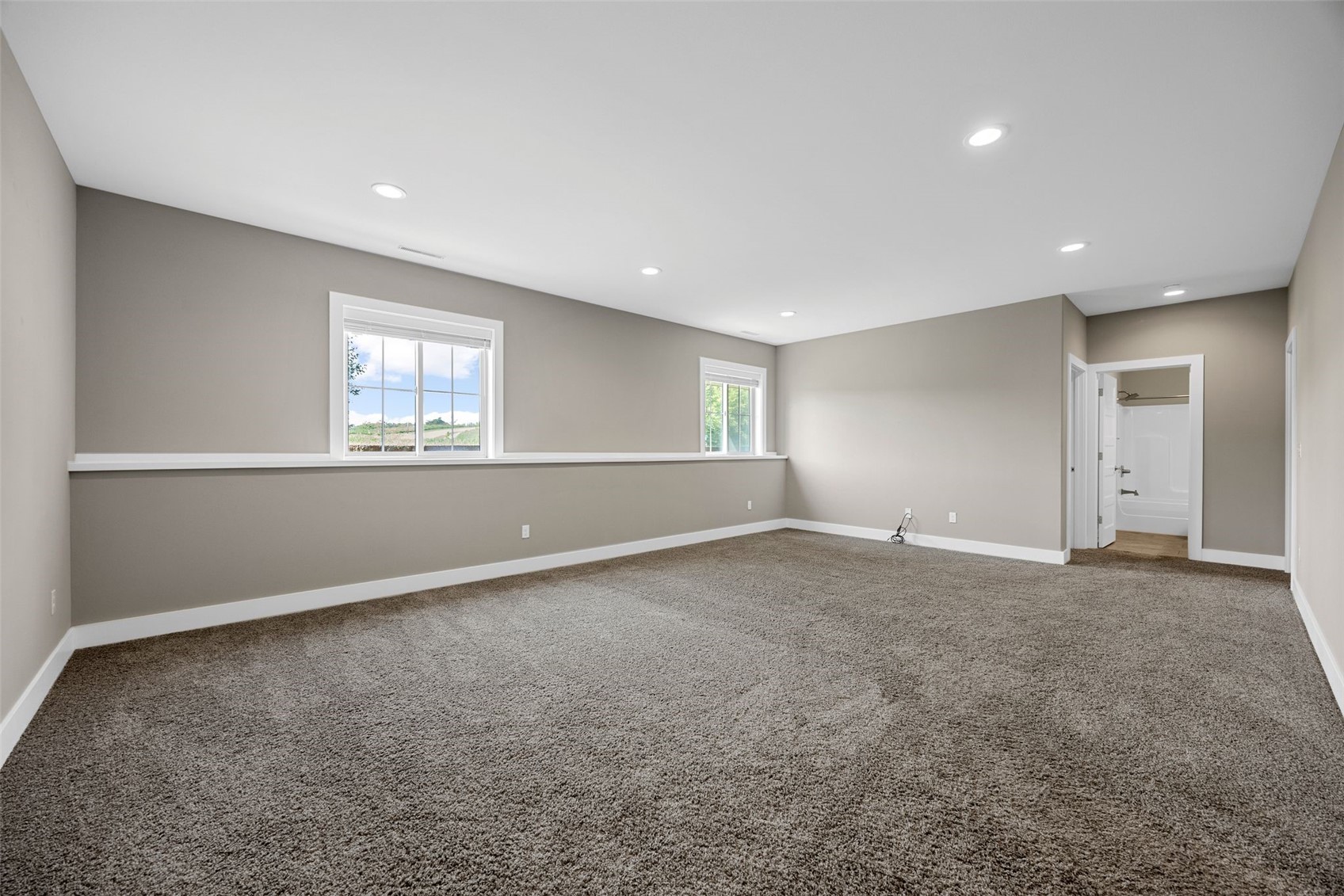 802 Ryan Court Iowa City IA 52246