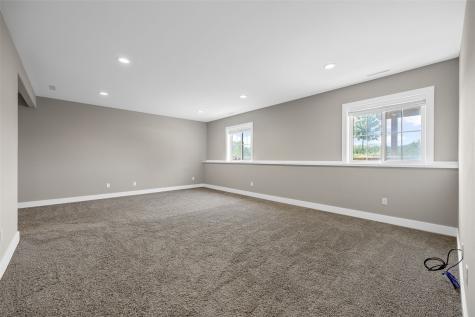 802 Ryan Court Iowa City IA 52246