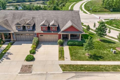 802 Ryan Court Iowa City IA 52246