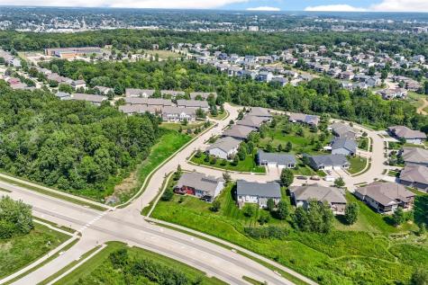 802 Ryan Court Iowa City IA 52246