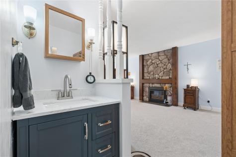 10611 Hawks Haven Road Cedar Rapids IA 52411
