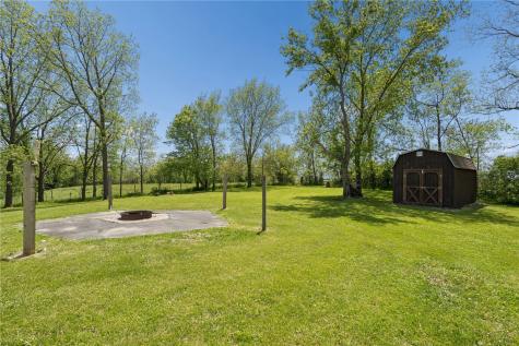 10611 Hawks Haven Road Cedar Rapids IA 52411