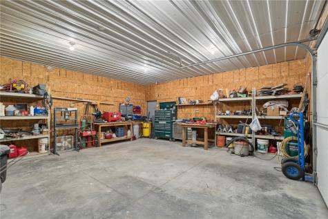 10611 Hawks Haven Road Cedar Rapids IA 52411