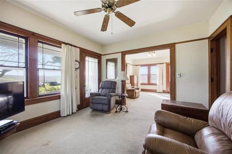 1981 White Oak Avenue Solon IA 52333