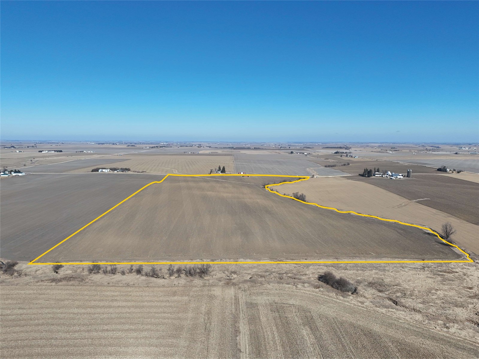 1748 190th Street Clarence IA 52216