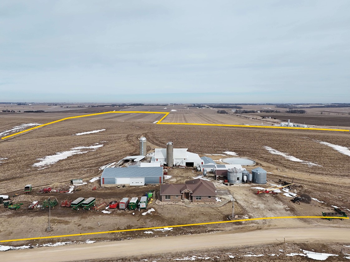 2583 245th Street Delhi IA 52223