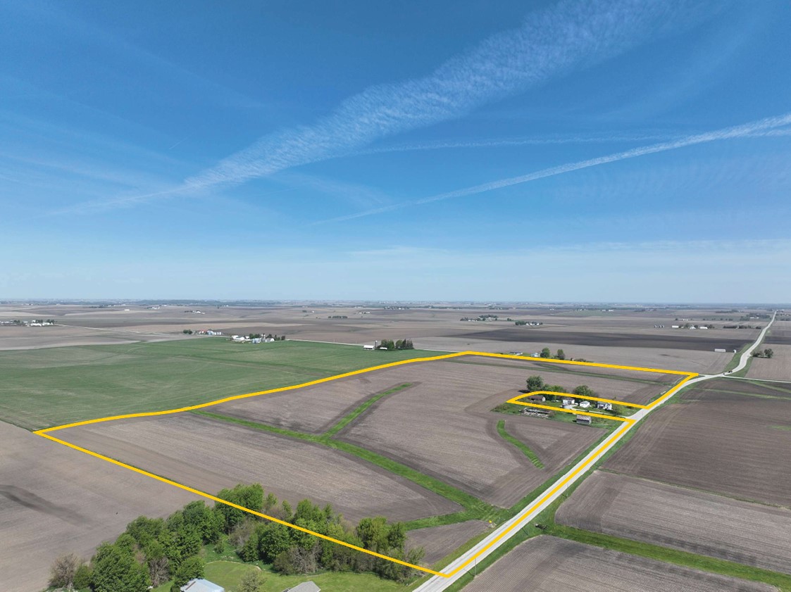 US-218 & Co Road E-12 Dysart IA 52224