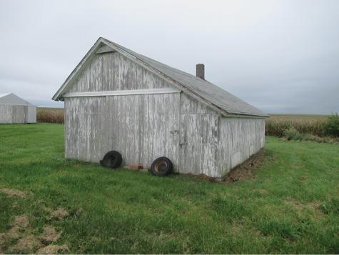 718 Grant Avenue Tipton IA 52772