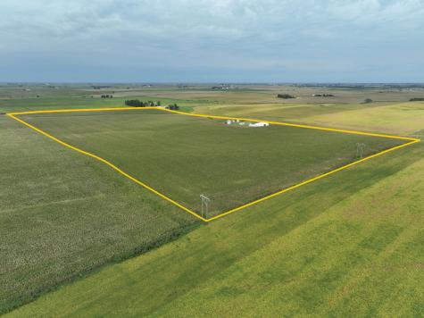 718 Grant Avenue Tipton IA 52772
