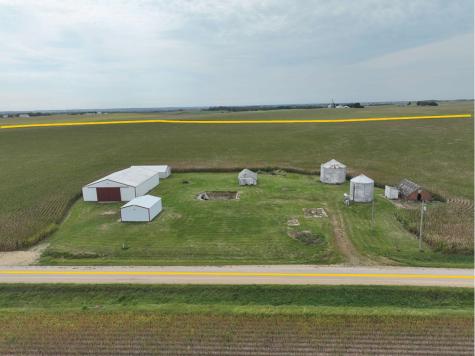 718 Grant Avenue Tipton IA 52772