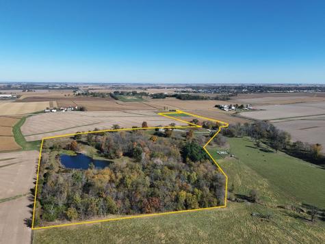 886 Henik Road Mt Vernon IA 52314