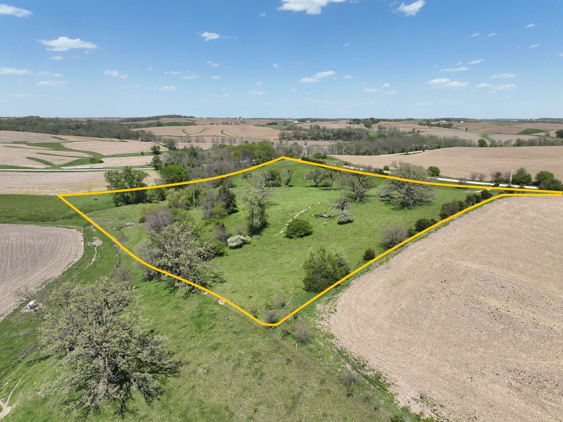 10383 1st Avenue Monmouth IA 52309