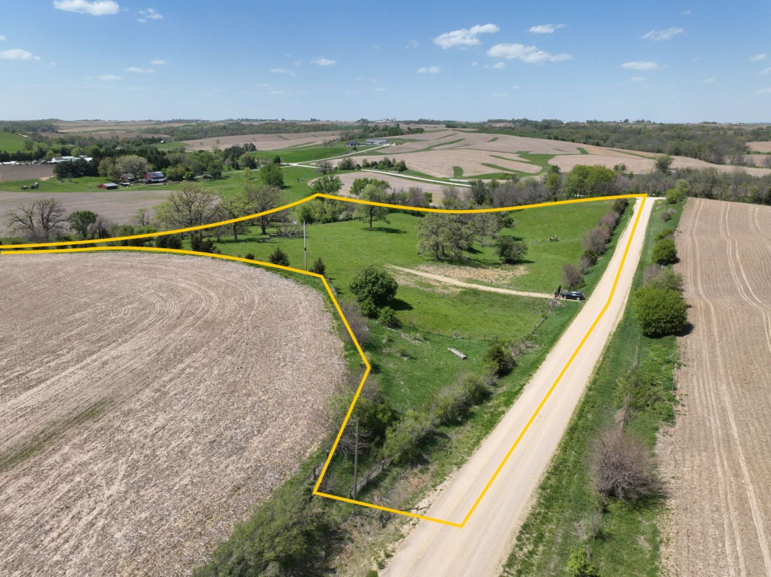 10383 1st Avenue Monmouth IA 52309