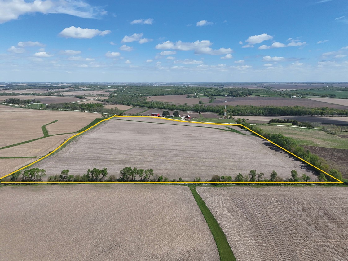 E Bertram Road Mt Vernon IA 52314