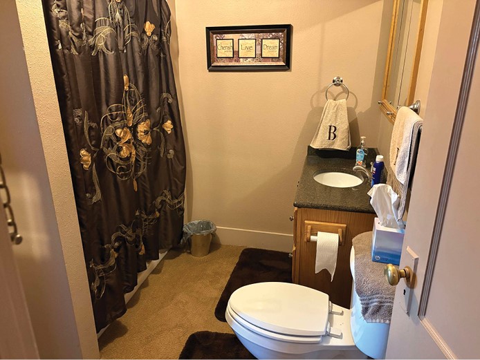 8406 110th Avenue Wyoming IA 52362