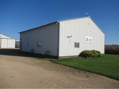 8406 110th Avenue Wyoming IA 52362
