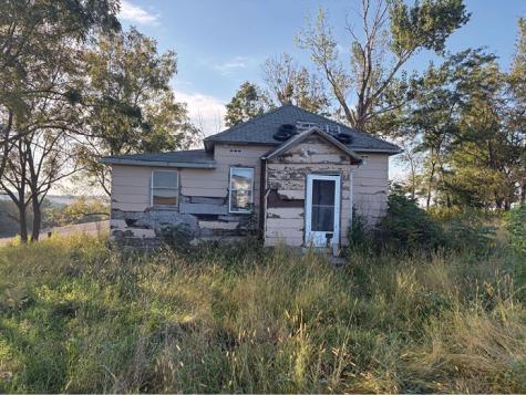 20693 Skahill Road Cascade IA 52033