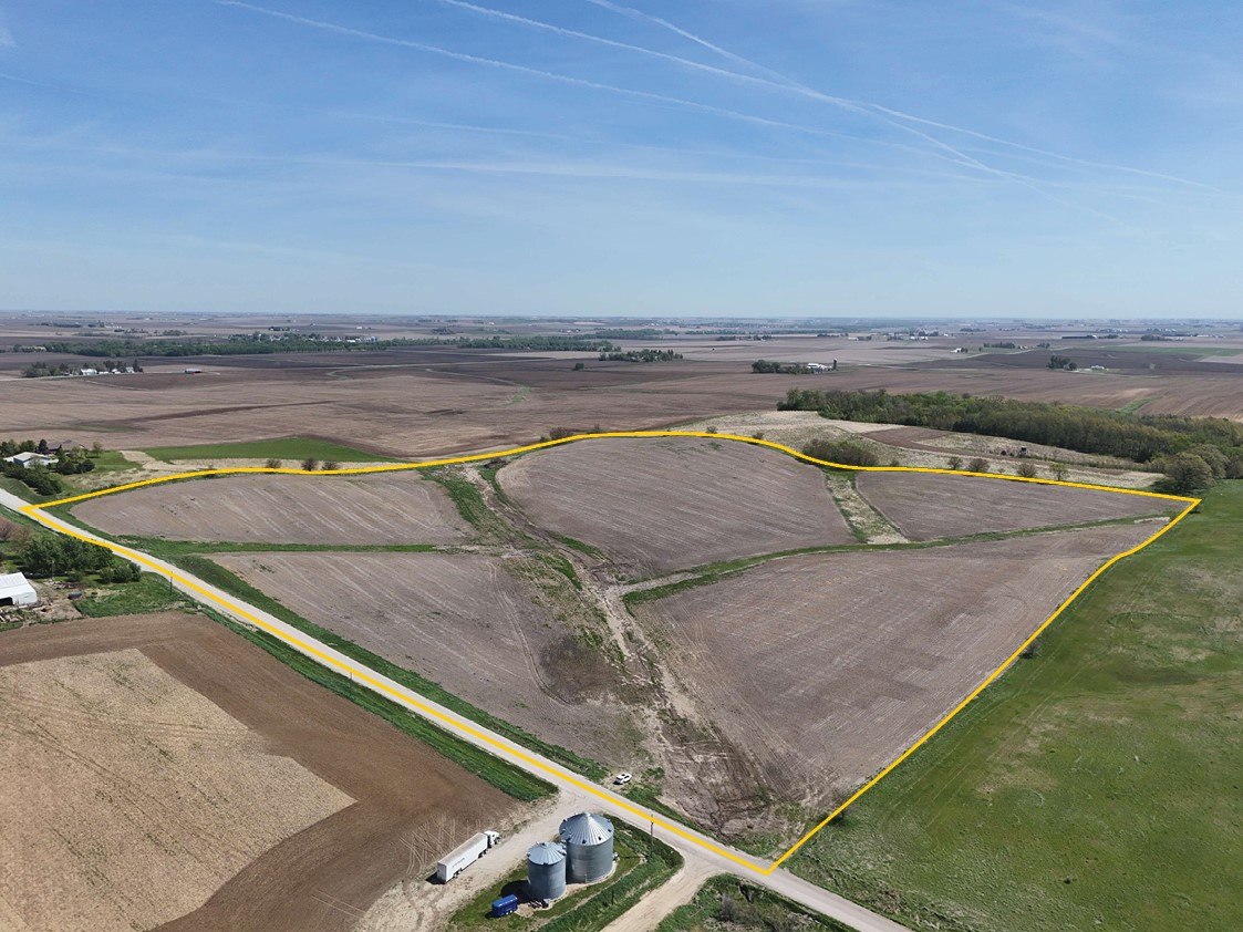 25TH Ave. & Benton-iowa Road Watkins IA 52354