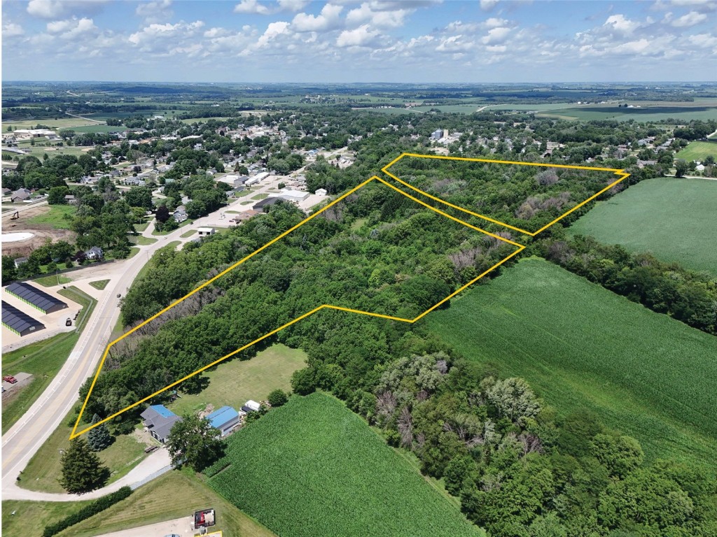 Iowa Road Center Point IA 52402
