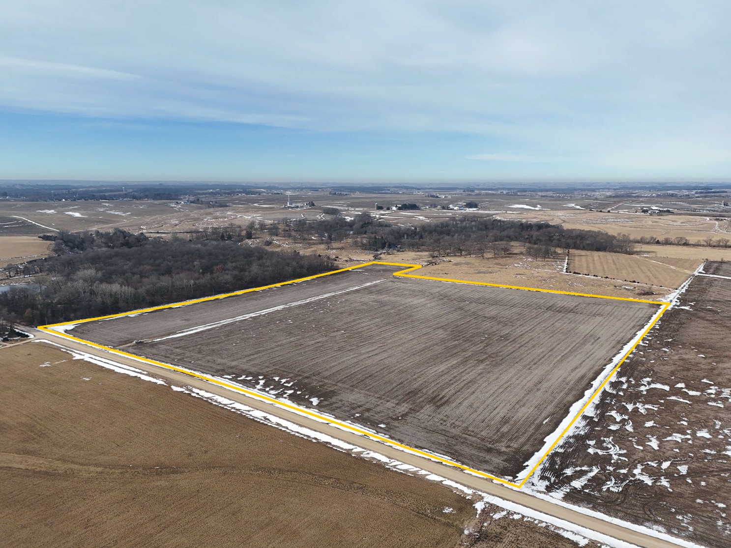 245TH Avenue Delhi IA 52223