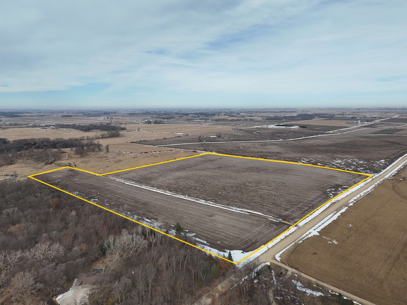 245TH Avenue Delhi IA 52223