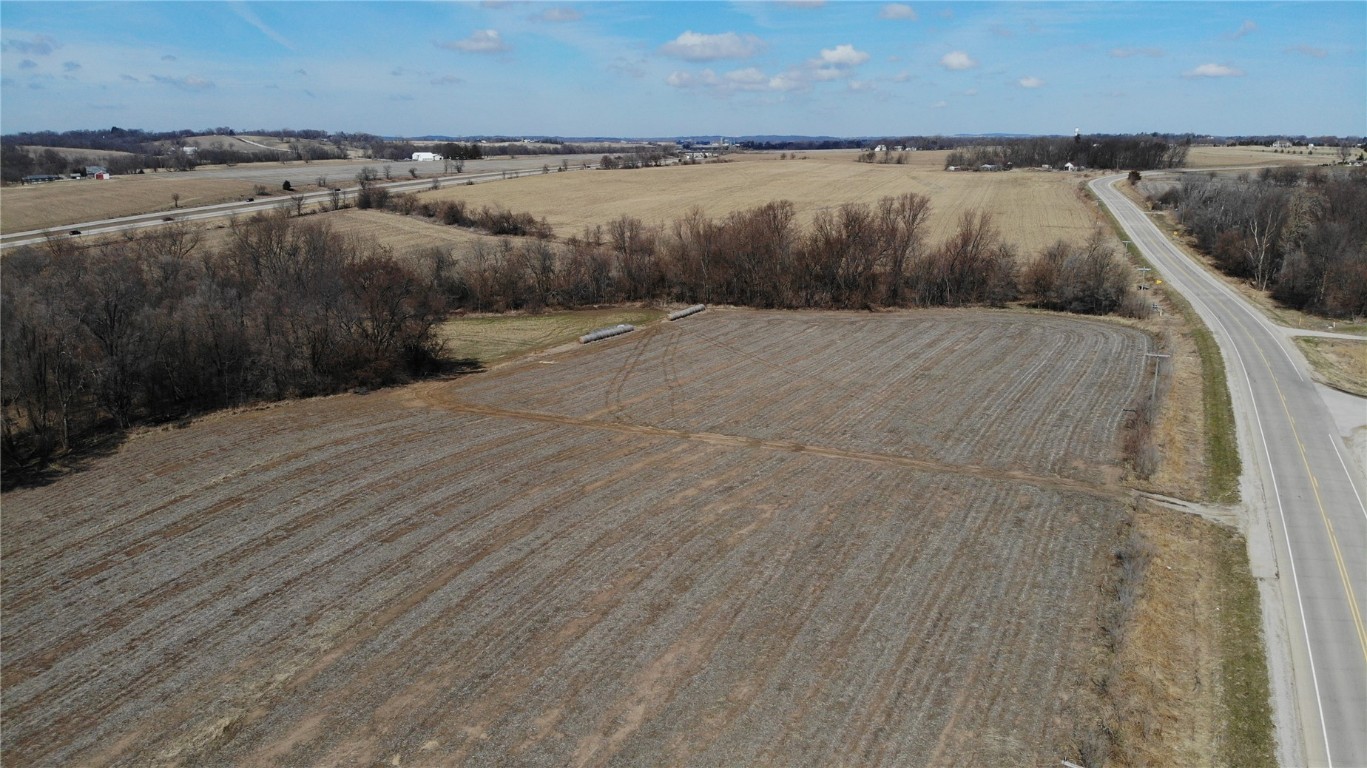 31 Acres N Center Point Road Center Point IA 52213