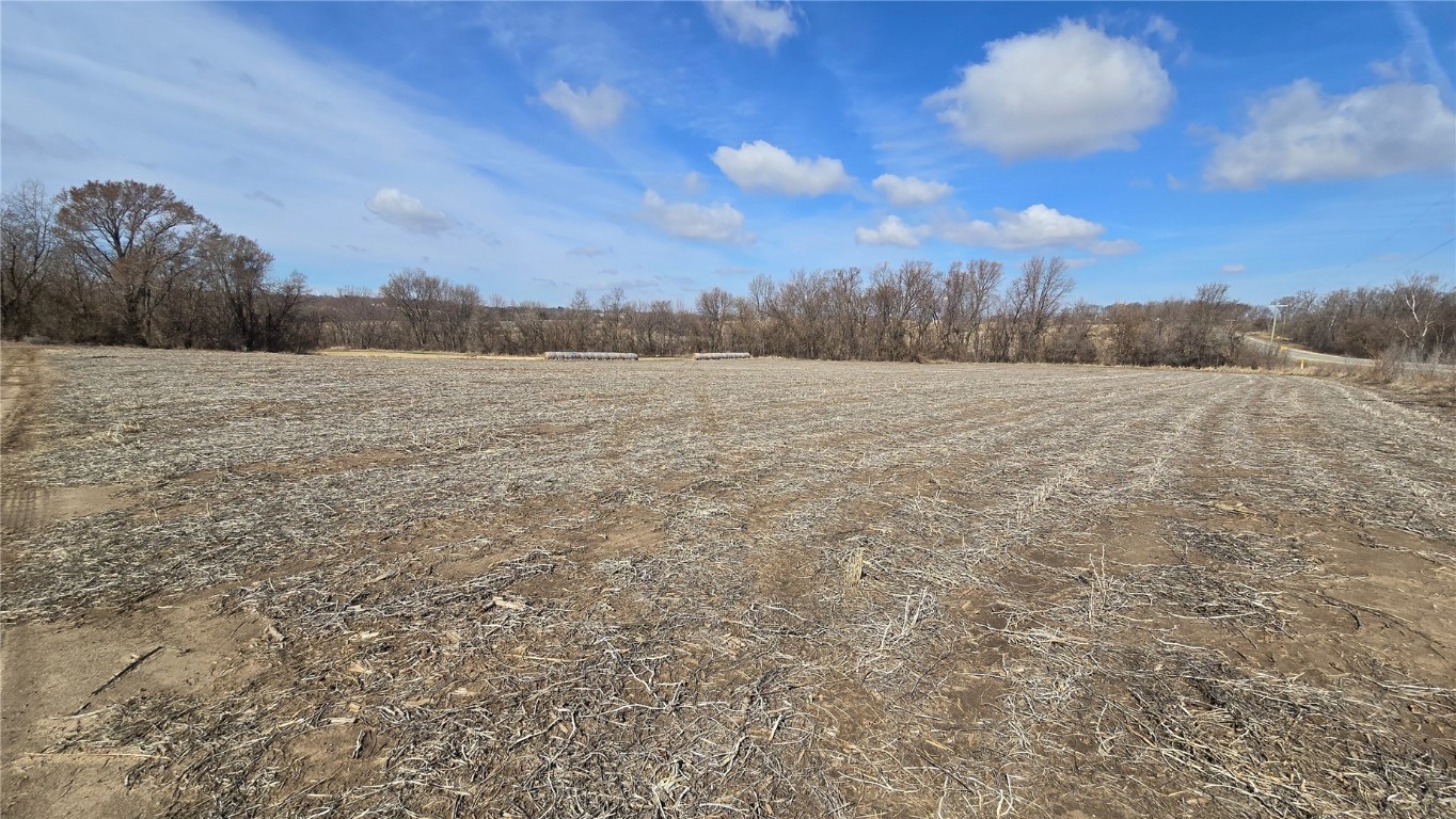 31 Acres N Center Point Road Center Point IA 52213