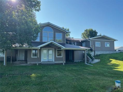 1350 Waubeek Road Central City IA 52214