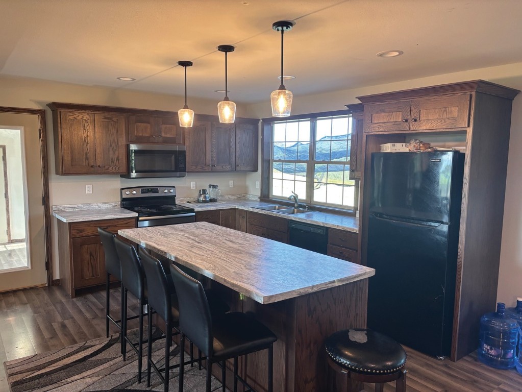 1350 Waubeek Road Central City IA 52214