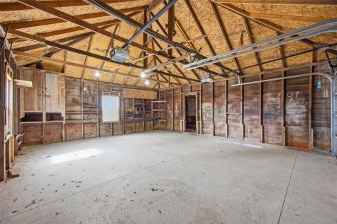 2253 73rd Street Van Horne IA 52346