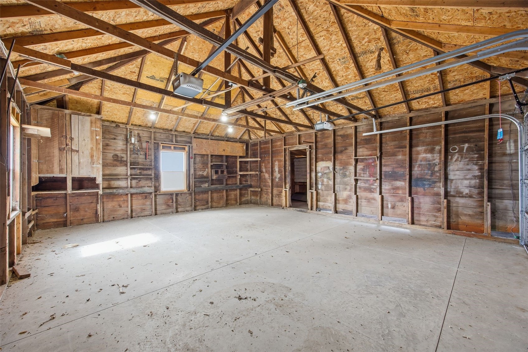 2253 73rd Street Van Horne IA 52346
