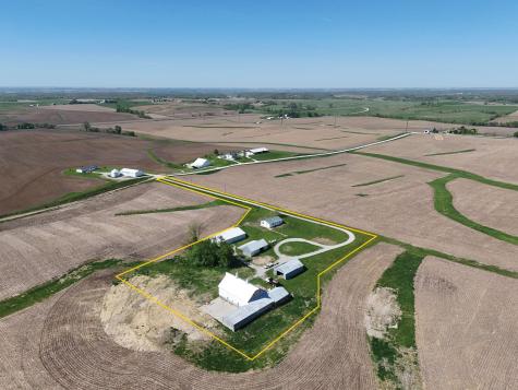 2395 Benton-iowa Road Marengo IA 52301