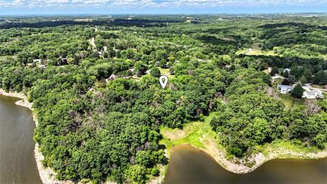2771 Lake View NE Solon IA 52333