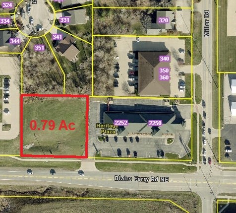 2252 Blairs Ferry Road Hiawatha IA 52233