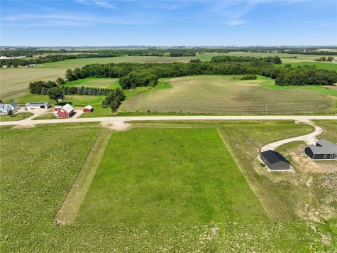 3338 Troy Mills Boulevard Coggon IA 52218