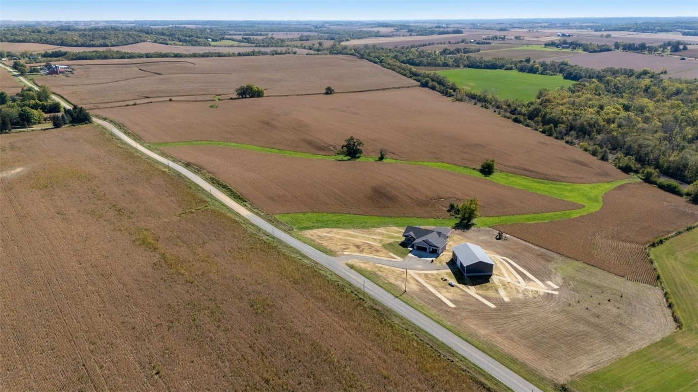 Lot 2e Holmans Road Mt Vernon IA 52314