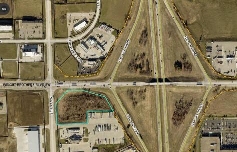 8905 6th Street SW Cedar Rapids IA 52404