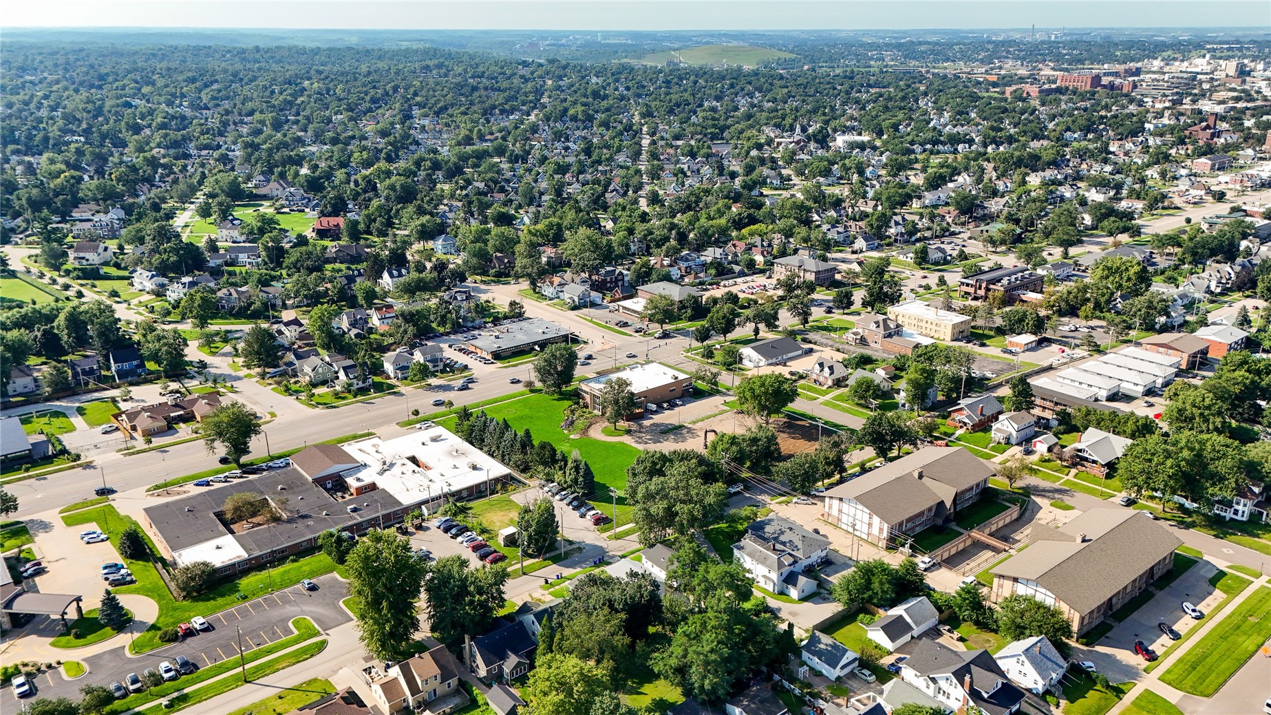 1900 1st Avenue NE Cedar Rapids IA 52402
