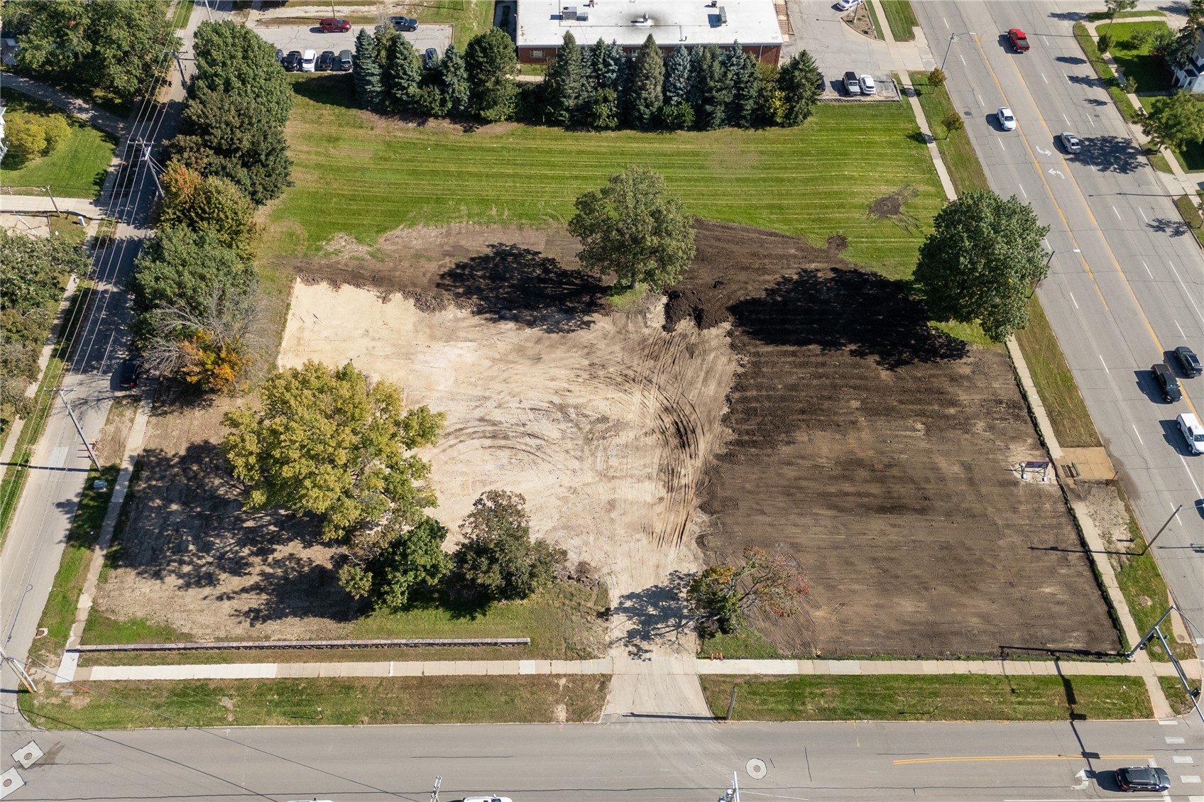 1900 1st Avenue NE Cedar Rapids IA 52402