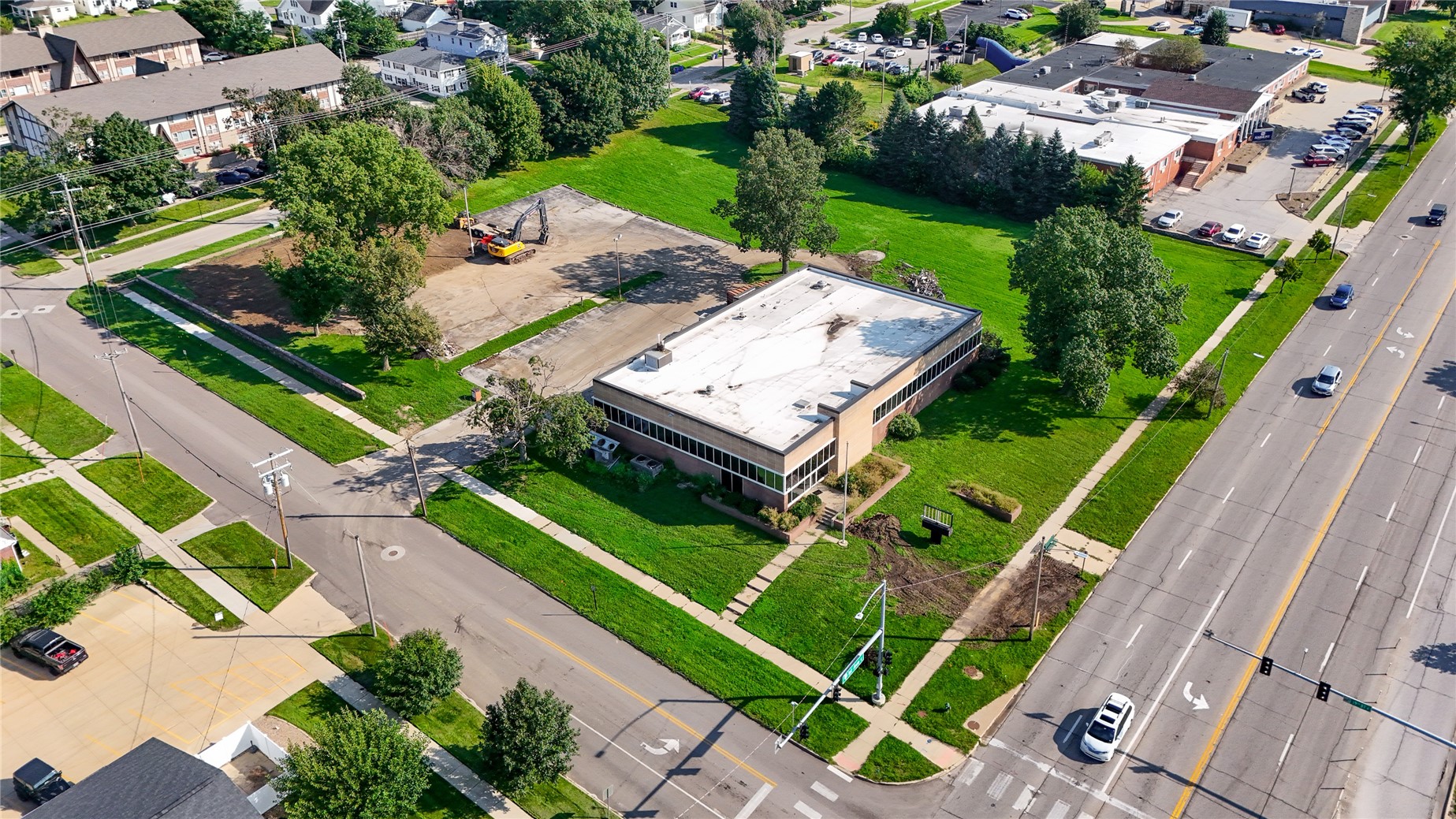 1900 1st Avenue NE Cedar Rapids IA 52402