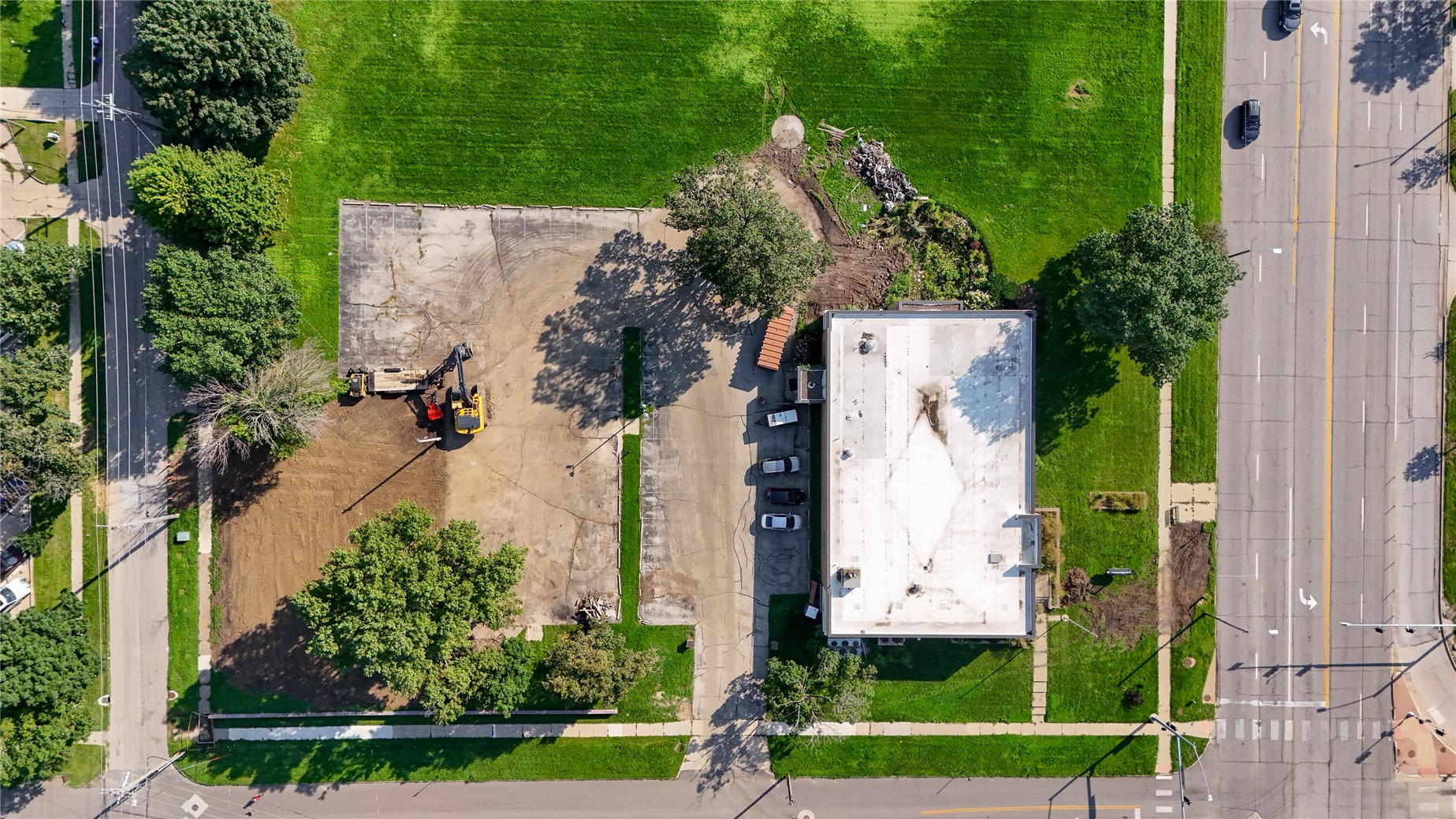 1900 1st Avenue NE Cedar Rapids IA 52402