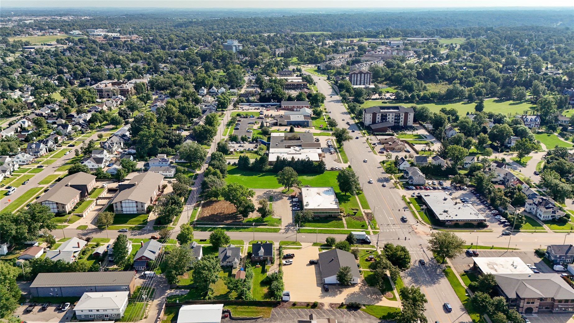 1900 1st Avenue NE Cedar Rapids IA 52402