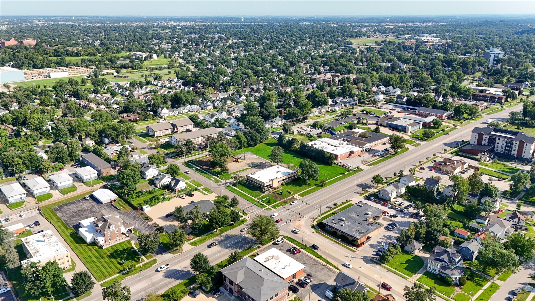 1900 1st Avenue NE Cedar Rapids IA 52402