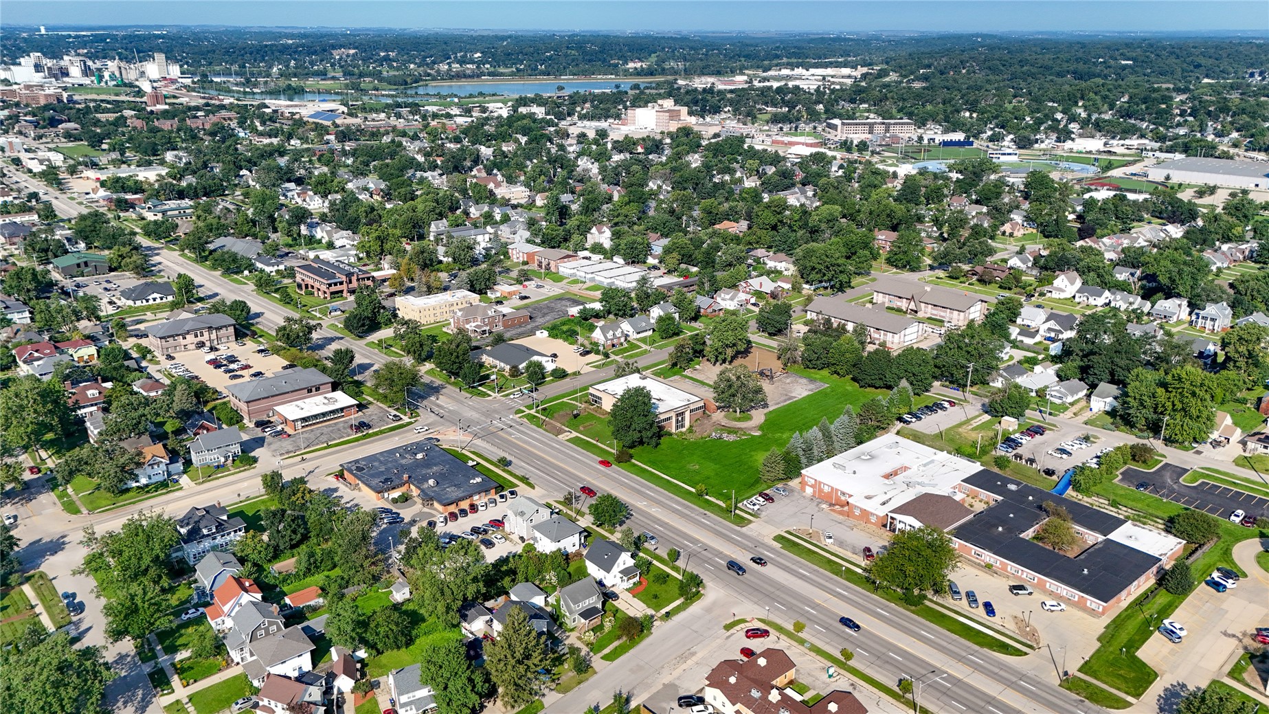 1900 1st Avenue NE Cedar Rapids IA 52402