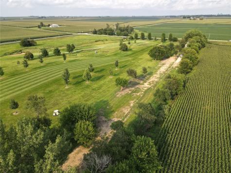 19TH Avenue Van Horne IA 52346