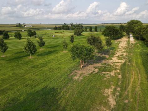 19TH Avenue Van Horne IA 52346