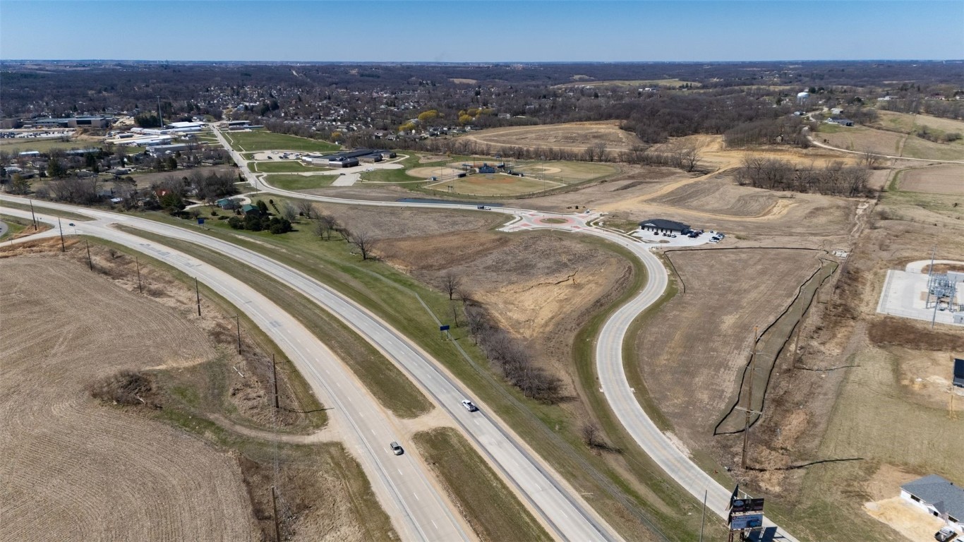 Lot 9 Old Dubuque Road Anamosa IA 52205