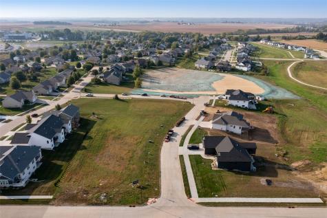 414 16th Place SW Mt Vernon IA 52314